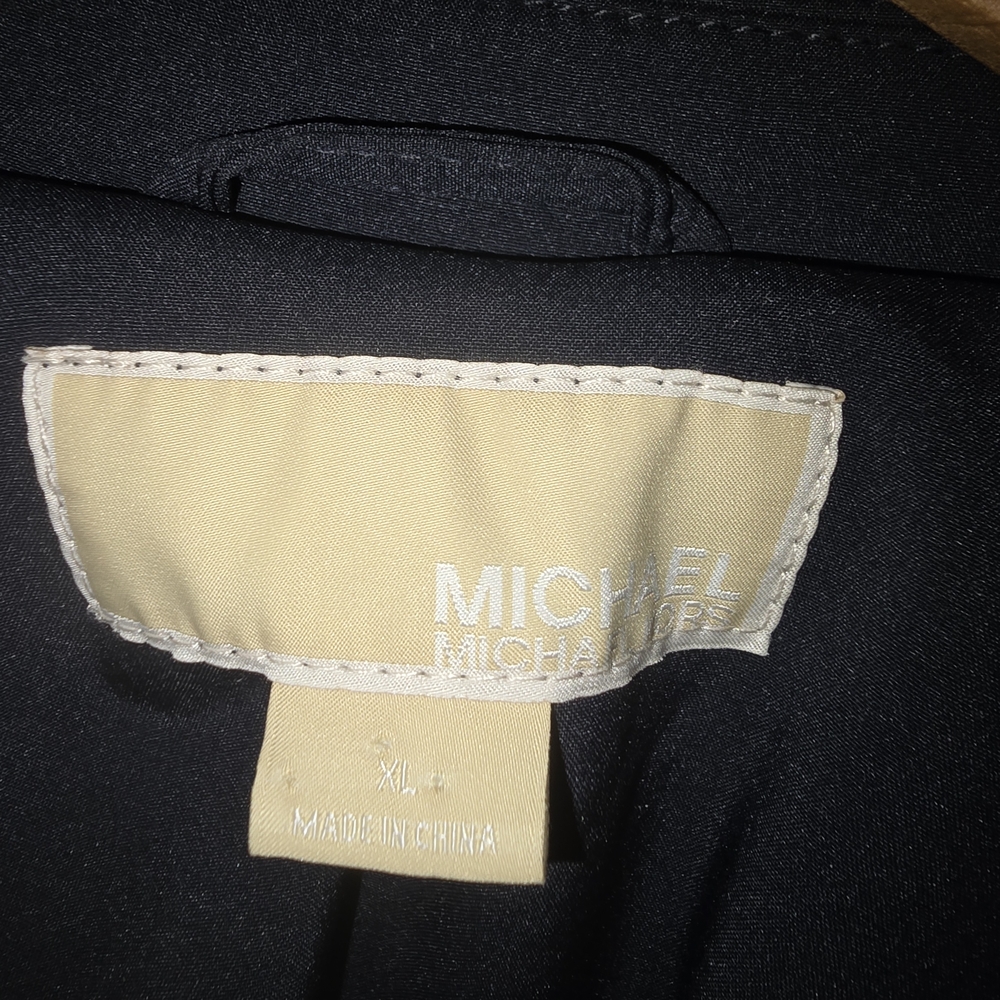 Michael Kors Black Quilted Trench Coat - Picture 8 of 12